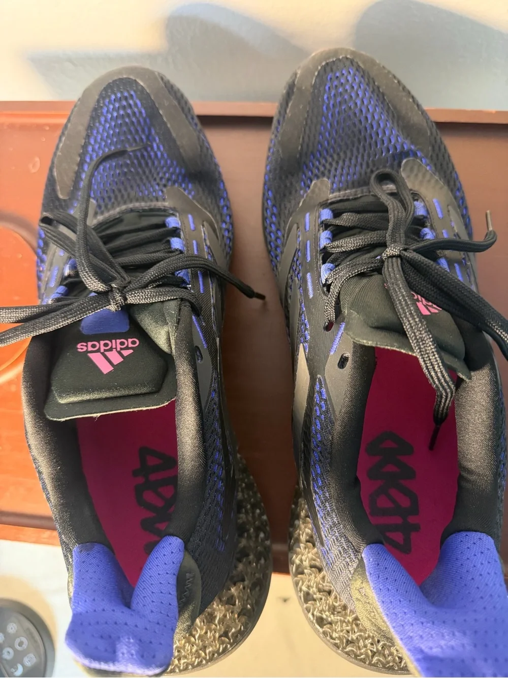 Men’s iridescent Black and Purple Reflective Athletic Shoes